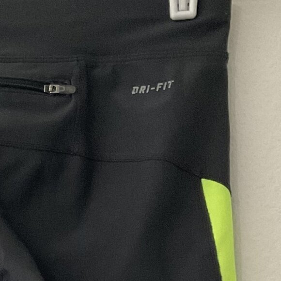 NIKE DRI FIT ATHLETIC LEGGINGS WORKOUT CAPRI PANTS GYM YOGA - Picture 9 of 12